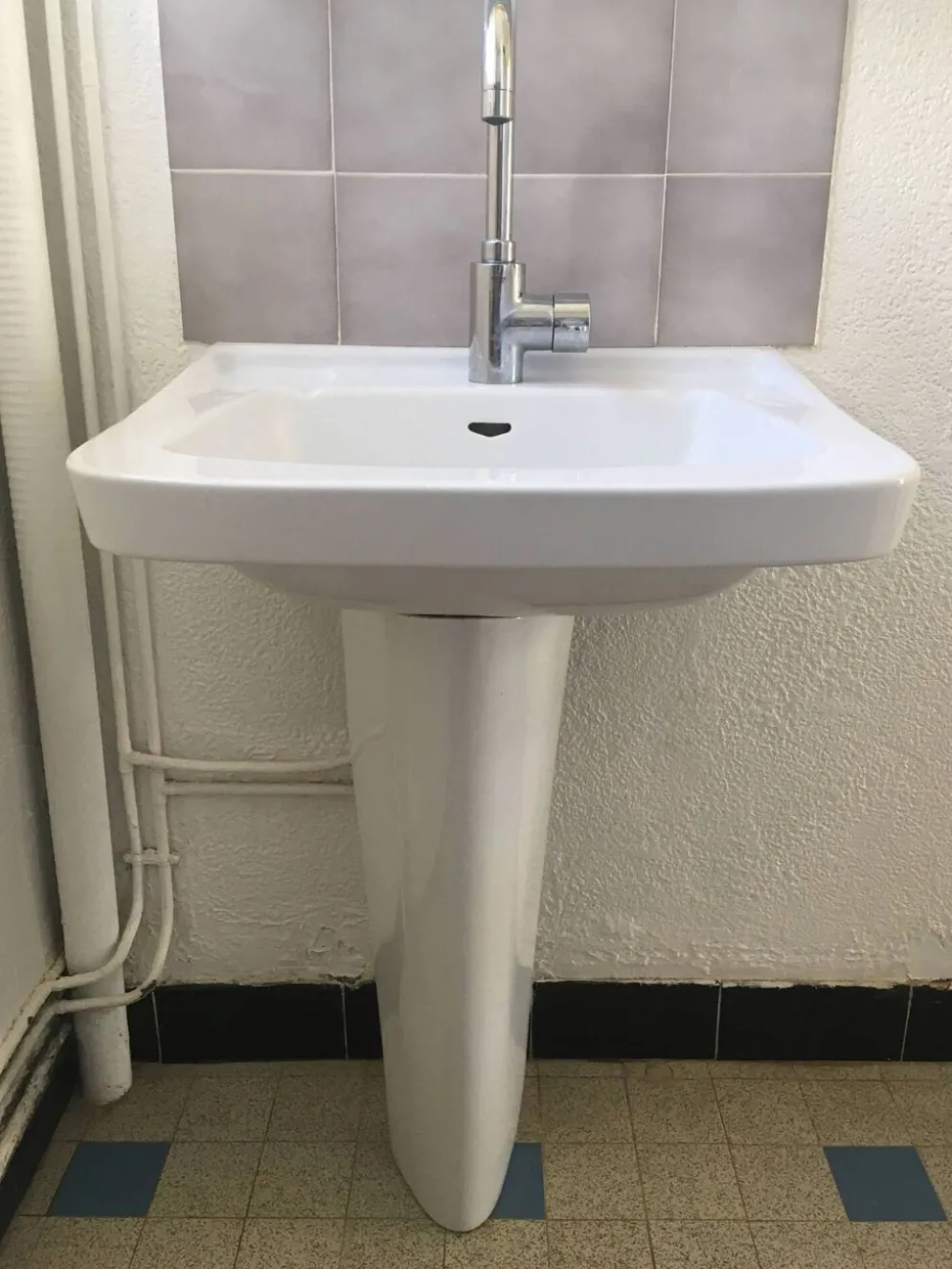 Lavabo sur pied porcelaine