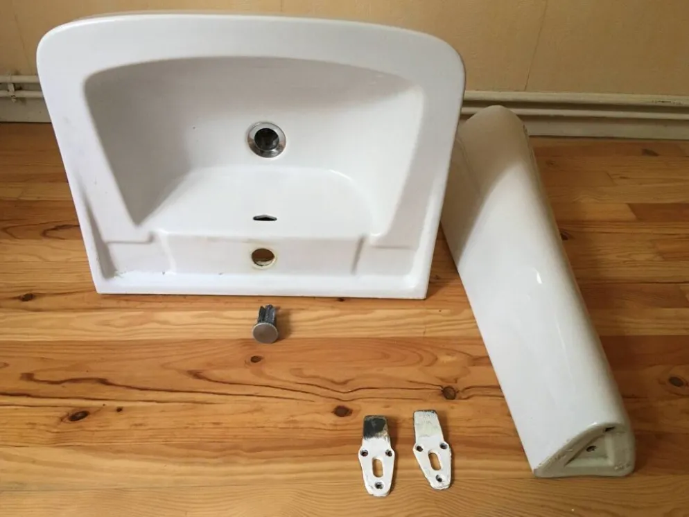 Lavabo sur pied porcelaine