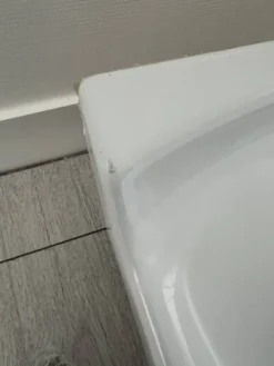 Lavabo / évier suspendu Roca blanc