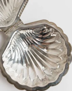 Élégant sucrier vintage en forme de coquillage en argent des années 1960 avec cuillère.