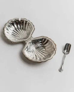 Élégant sucrier vintage en forme de coquillage en argent des années 1960 avec cuillère.