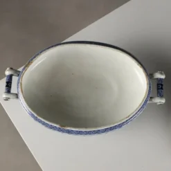 Légumier ancien en porcelaine, manufacture Minton, Angleterre '800
