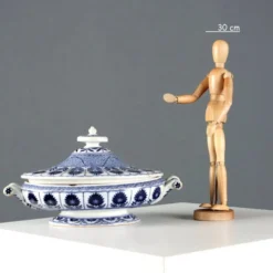 Légumier ancien en porcelaine, manufacture Minton, Angleterre '800