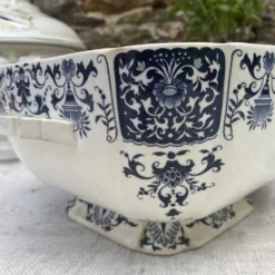 Légumier ancien , saladier en terre de fer Gien