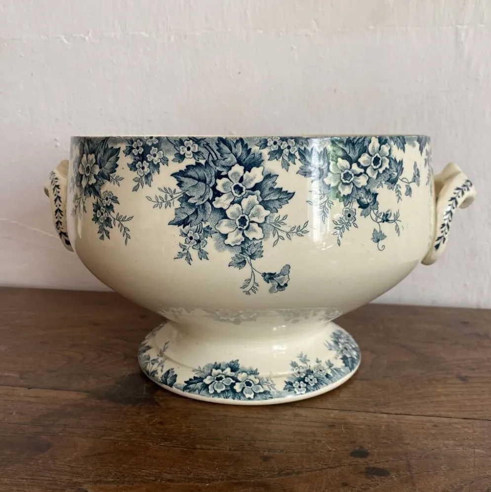 Légumier ou coupe à fruits en terre de fer Marie Louise