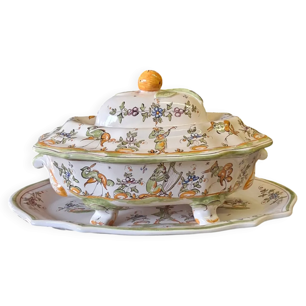 Légumier/soupière en céramique et son plat de service en très bon é