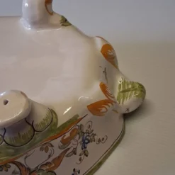 Légumier/soupière en céramique et son plat de service en très bon é