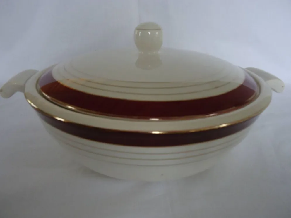Légumier soupière en porcelaine opaque digoin sarreguemines modèle pasteur