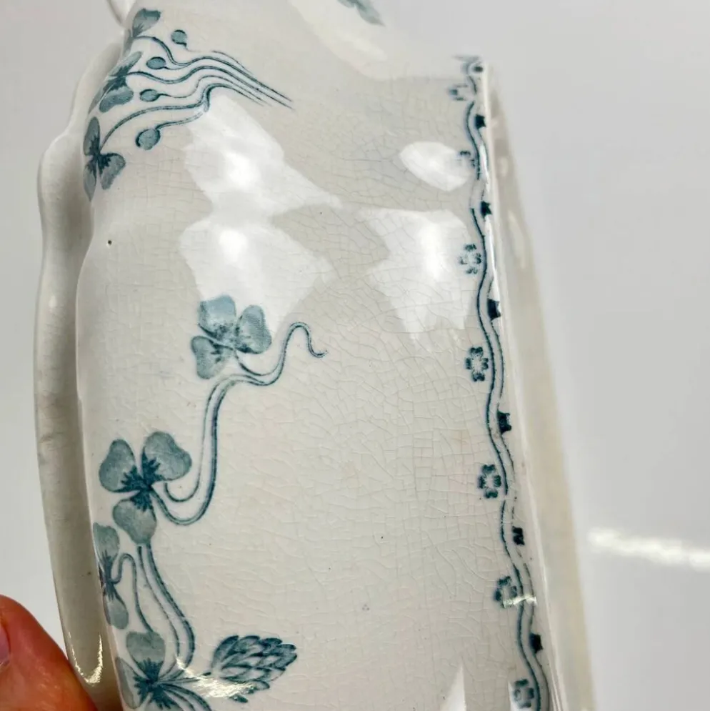 Légumier Villeroy & Boch modele "Trèfle -Klee", bleu, 1890-1900