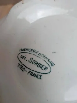 Légumière ancienne terre de fer – Faïencerie d’onnaing – décor Sorbier