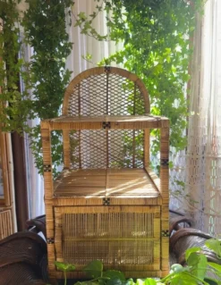 Librerie espagnole vintage en rotin et osier avec porte inférieure, années 70.