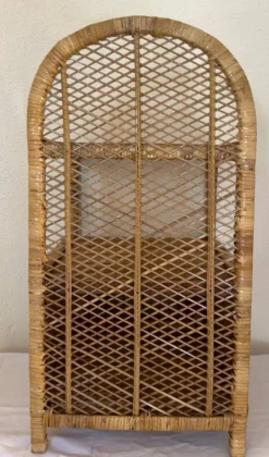 Librerie espagnole vintage en rotin et osier avec porte inférieure, années 70.