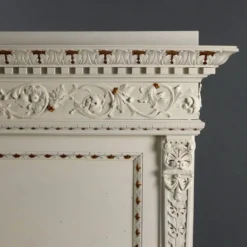 Lit ancien de style néo-Renaissance en peuplier sculpté, XXe siècle