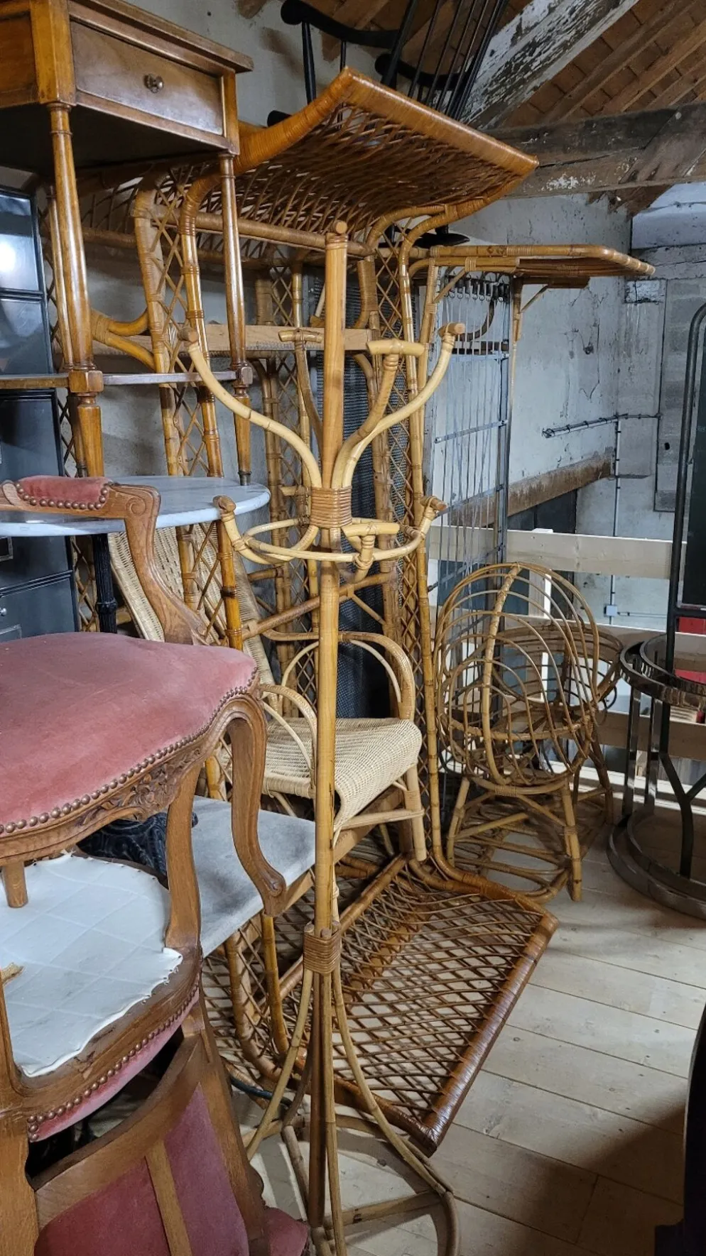 Lit banquette corbeille en rotin vintage- 1950s