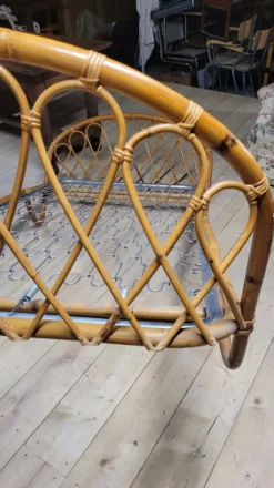 Lit banquette corbeille en rotin vintage- 1950s