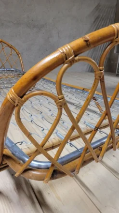 Lit banquette corbeille en rotin vintage- 1950s
