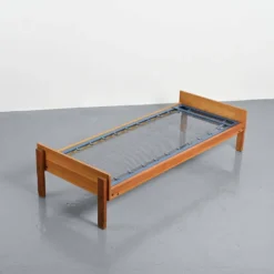 Lit banquette par Pierre Guariche, La Plagne, vers 1965