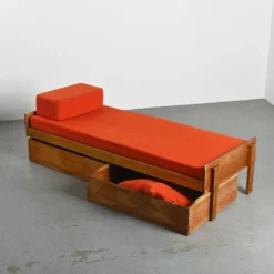 Lit banquette par Pierre Guariche, La Plagne, vers 1965