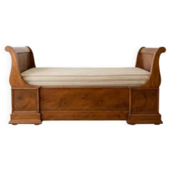 Lit bateau / Banquette ancienne noyer massif – Style Louis-Philippe –