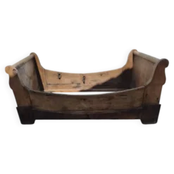 Lit bateau de poupée