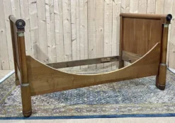 Lit bateau empire du XIXème en merisier - Literie: 1m82x98cm