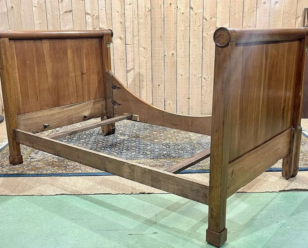 Lit bateau empire du XIXème en merisier - Literie: 1m82x98cm