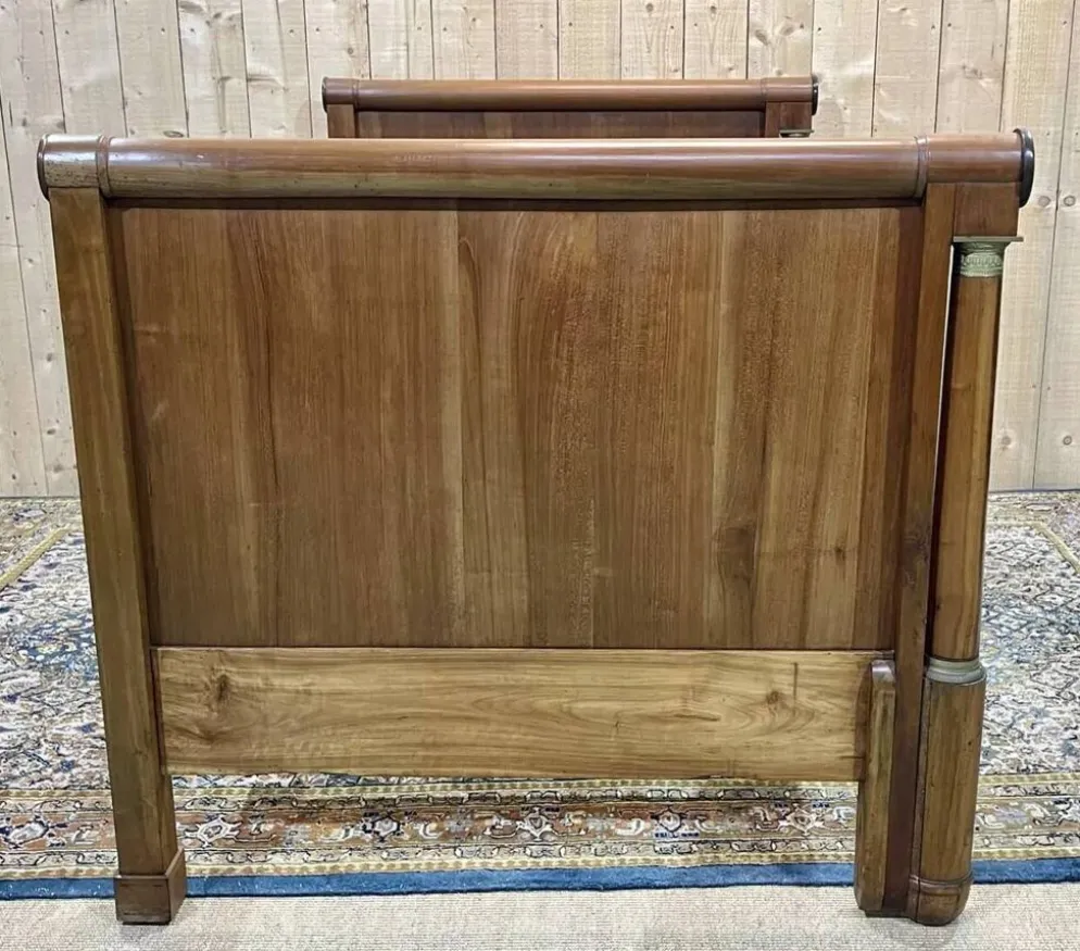 Lit bateau empire du XIXème en merisier - Literie: 1m82x98cm