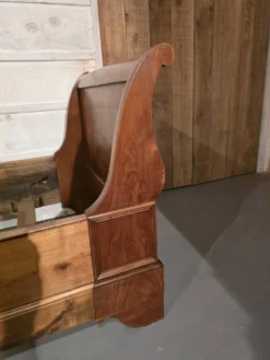 Lit bateau enfant.