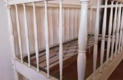 lit bébé 1970