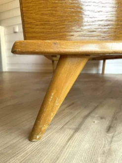 Lit bébé / Berceau vintage en bois et pieds compas - Design Mid-Century