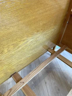 Lit bébé / Berceau vintage en bois et pieds compas - Design Mid-Century