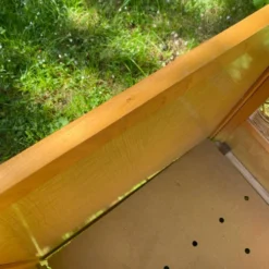 Lit bébé en bois et rotin, années 60