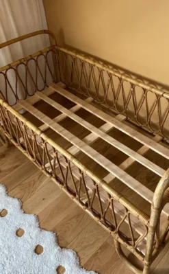Lit bébé en rotin + matelas bambou sur mesure