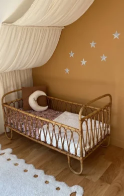 Lit bébé en rotin + matelas bambou sur mesure
