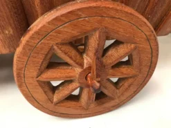 Lit berceau roulette en bois années 40-50