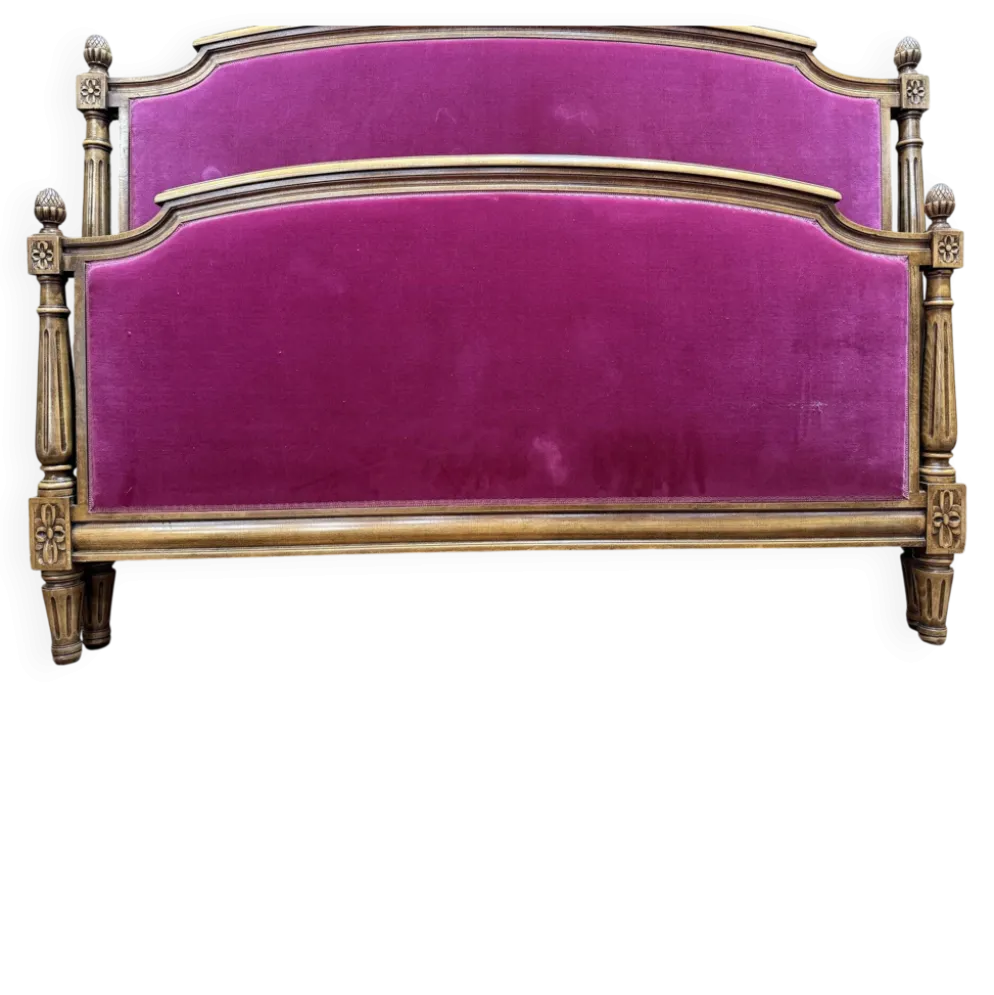 Lit capitonné en velours de style Louis XVI