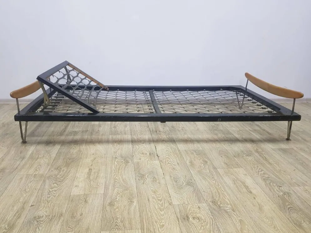 Lit, conçu par Fred Ruf pour Wohnbedarf, Suisse, années 1950. No.2