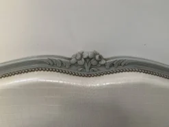 Lit corbeille de style Louis XV en hetre patiné XX siècle