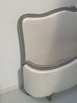 Lit corbeille de style Louis XV en hetre patiné XX siècle