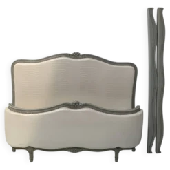 Lit corbeille de style Louis XV en hetre patiné XX siècle