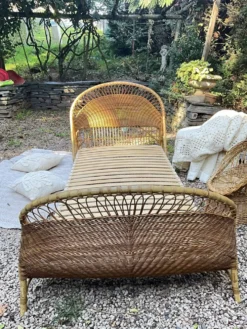 Lit corbeille enfant en rotin seventies
