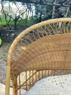 Lit corbeille enfant en rotin seventies