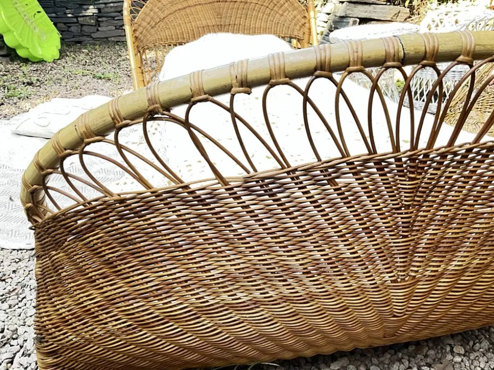 Lit corbeille enfant en rotin seventies