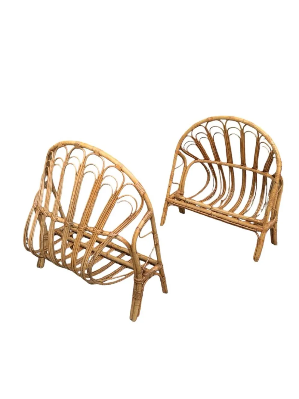 Lit corbeille en rotin pour enfant 1960