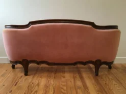 Lit corbeille Louis XV velours rose 140 x 190