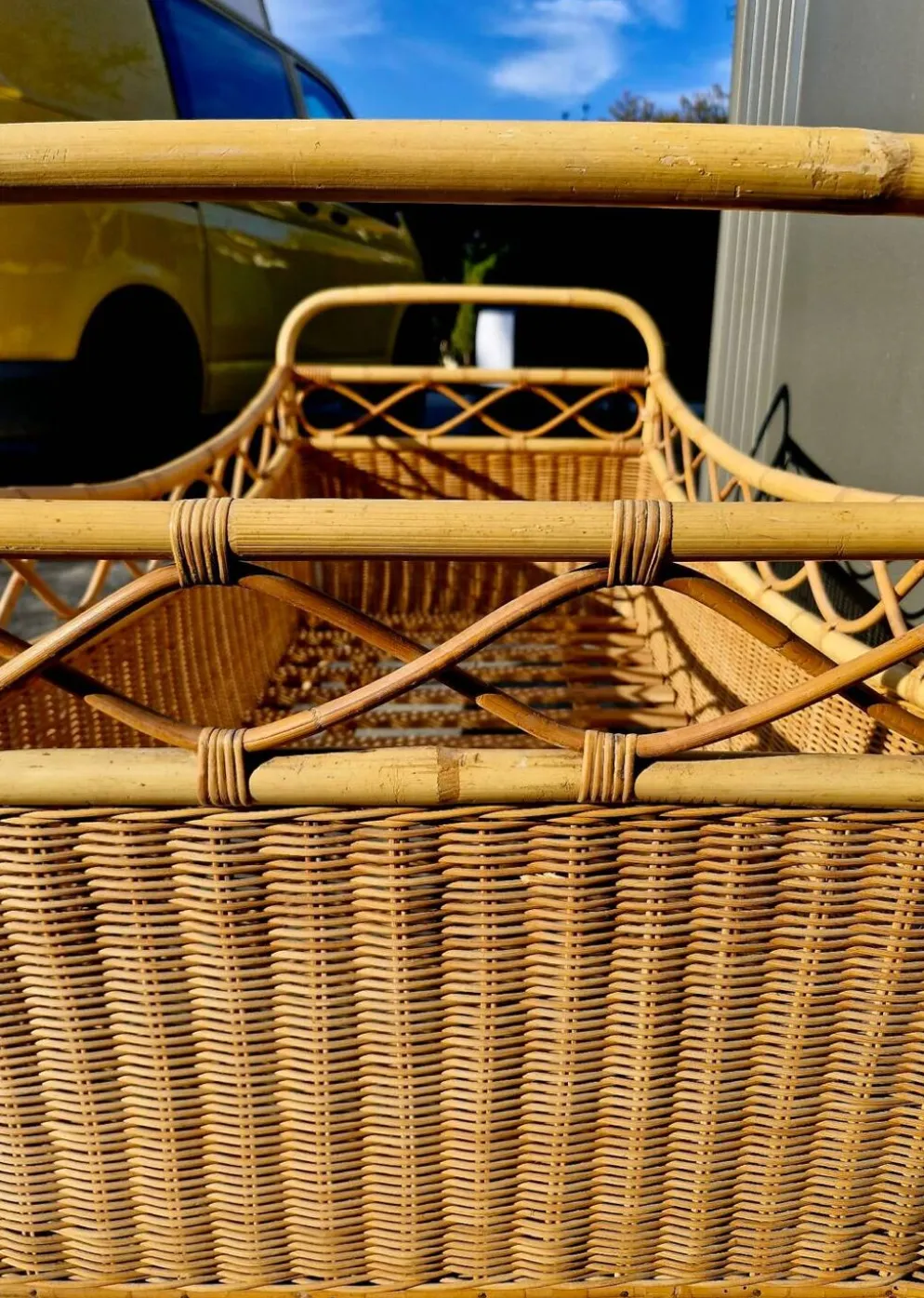 Lit Corbeille Vintage en Rotin – Le cocon bohème pour bébé (A