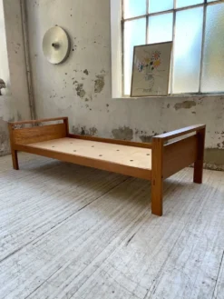 Lit daybed L06A en orme massif Chapo