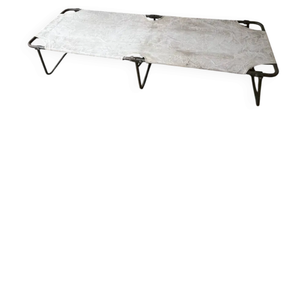 Lit de camp militaire pliant ancien en toile et métal vert kaki