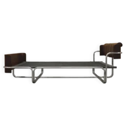 Lit de chambre, design italien, années 1980, production : Italie
