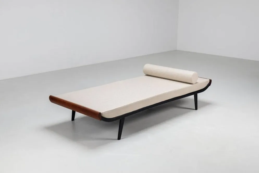 Lit de jour Cléopâtre de Dick Cordemeijer pour Auping en laine, Pays-Bas, 1954.